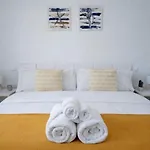 Amplio Piso Con Terraza Cerca De La Playa Calpe