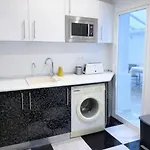 Amplio Piso Con Terraza Cerca De La Playa Calpe