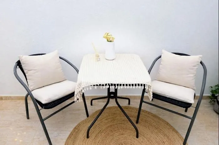 Apartamento Amplio Piso Con Terraza Cerca De La Playa Calpe